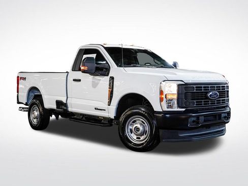 Used 2025 Ford F250 XL w/ FX4 Off-Road Package AWD/4WD image 1