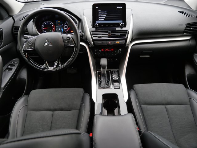 Used 2025 Mitsubishi Eclipse Cross SE AWD/4WD image 13