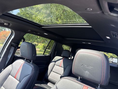 New 2026 Chevrolet Traverse RS AWD/4WD image 19