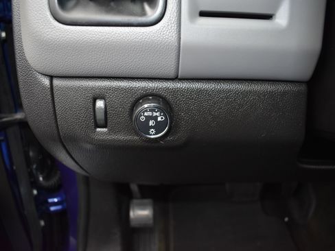 Used 2017 Chevrolet Colorado LT w/ LT Convenience Package image 17