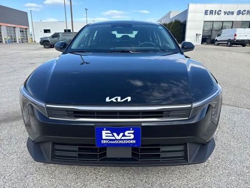 Used 2025 Kia K4 FWD image 8