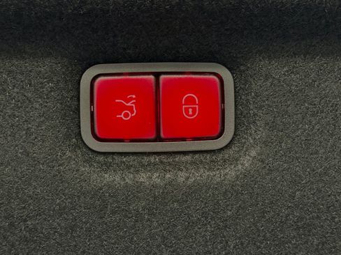 Used 2024 Mercedes-Benz SL 55 AMG 4MATIC image 15