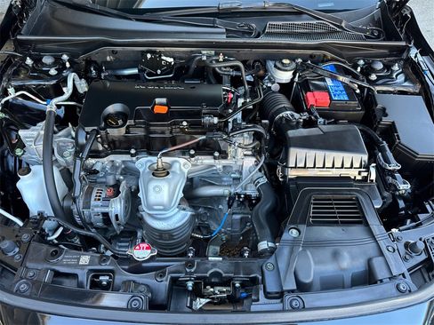 Used 2023 Honda Civic Sport image 11