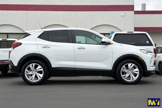 Used 2024 Buick Encore GX Preferred FWD image 3