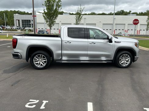 Used 2020 GMC Sierra 1500 SLT w/ SLT Premium Plus Package AWD/4WD image 11