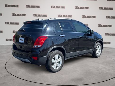 Used 2019 Chevrolet Trax LT w/ LT Convenience Package image 5