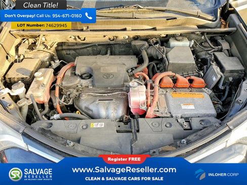 Used 2018 Toyota RAV4 LE image 15