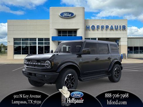 New 2026 Ford Bronco Outer Banks AWD/4WD image 1