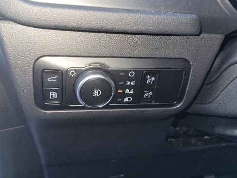 Used 2025 Ford Escape ST-Line Select AWD/4WD image 16