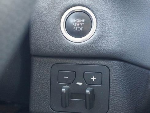 Used 2023 Toyota Tundra Limited AWD/4WD image 22
