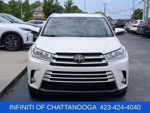 Used 2019 Toyota Highlander XLE AWD/4WD image 7