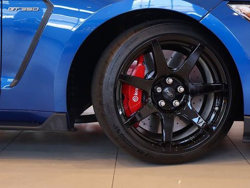 Used 2017 Ford Mustang Shelby GT350R w/ GT350R Equipment Group 920A image 10