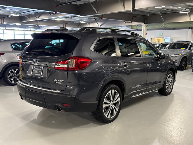 Used 2022 Subaru Ascent Touring AWD/4WD image 2