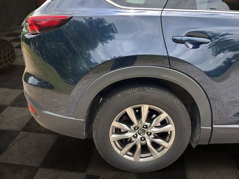 Used 2018 MAZDA CX-9 Touring FWD image 8