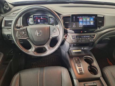 Used 2023 Honda Passport TrailSport image 9