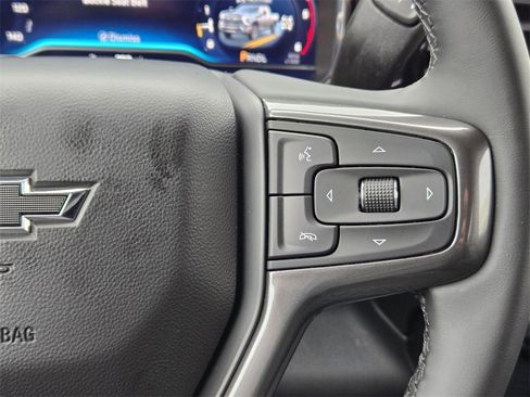 Used 2025 Chevrolet Silverado 2500 ZR2 image 23