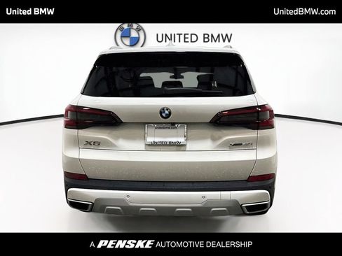 Used 2022 BMW X5 xDrive40i w/ Premium Package AWD/4WD image 6