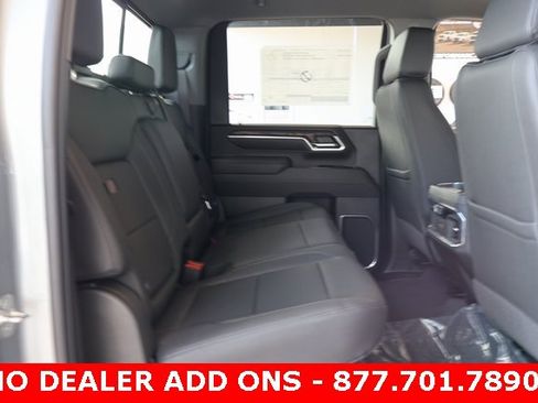 New 2025 GMC Sierra 2500 SLT w/ SLT Premium Package image 20