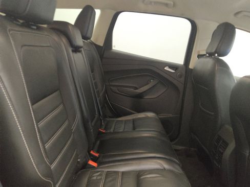 Used 2019 Ford Escape Titanium AWD/4WD image 19