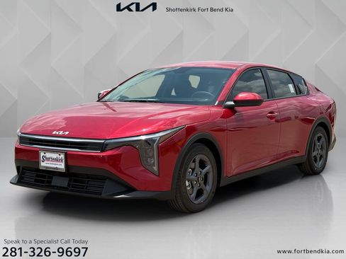 New 2026 Kia K4 FWD image 1