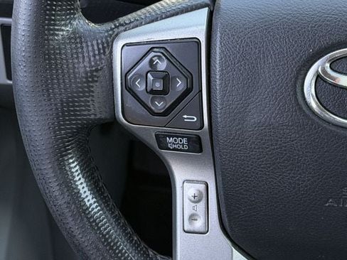Used 2014 Toyota Tacoma PreRunner w/ Convenience Package RWD image 14