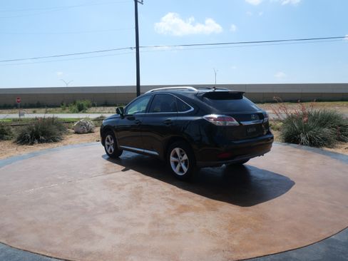 Used 2013 Lexus RX 350 FWD w/ Navigation Pkg image 4