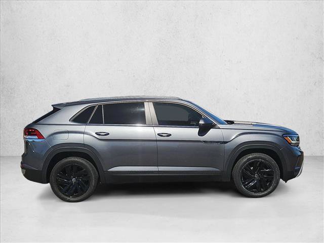 Used 2023 Volkswagen Atlas Cross Sport SE w/ Panoramic Sunroof Package FWD image 4