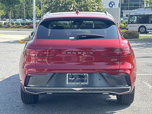 New 2026 Genesis GV70 2.5T AWD/4WD image 3