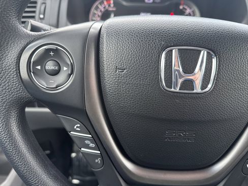 Used 2017 Honda Pilot LX image 24