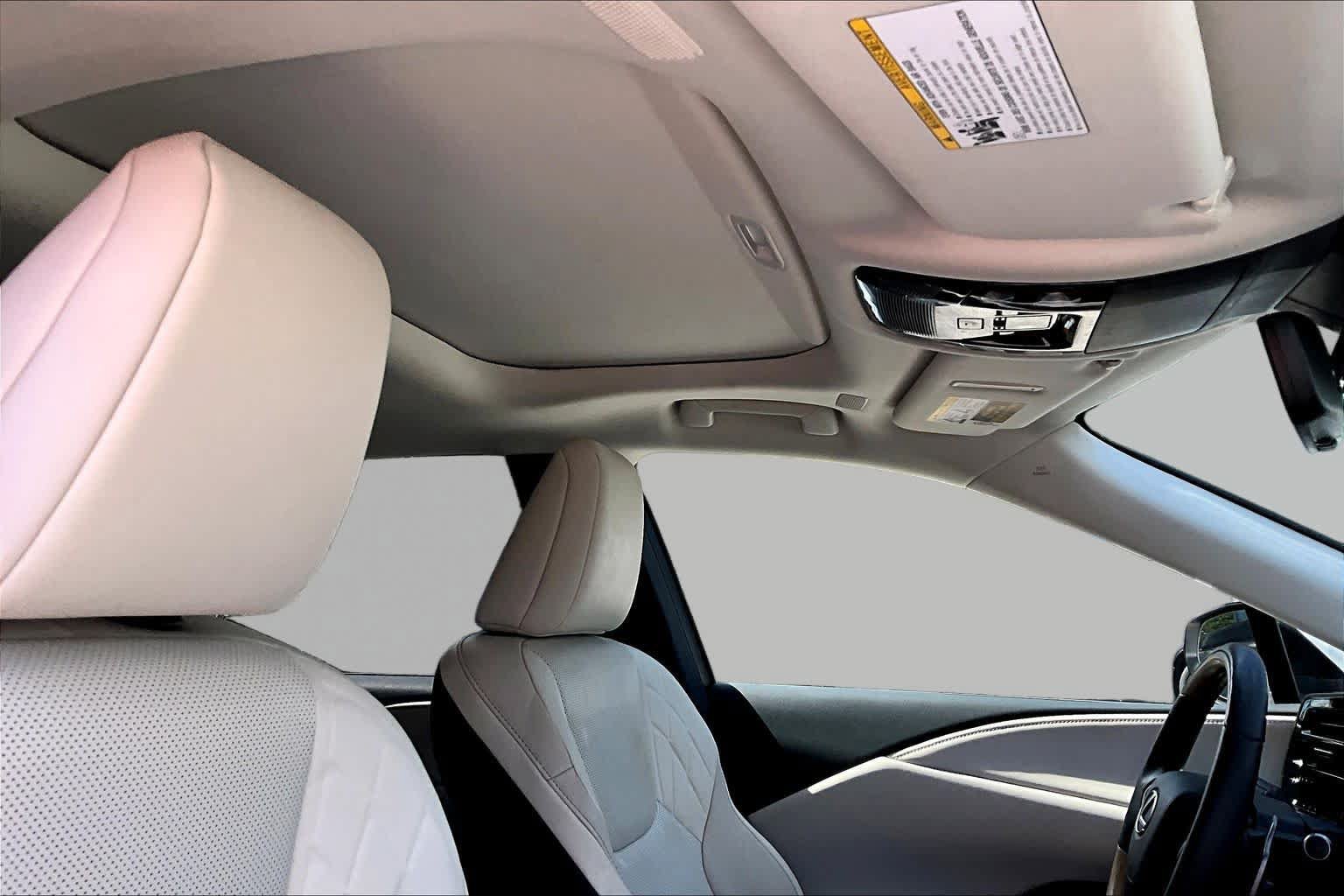 Used 2024 Lexus RX 350 Premium w/ Accessory Package (Z1) FWD image 14
