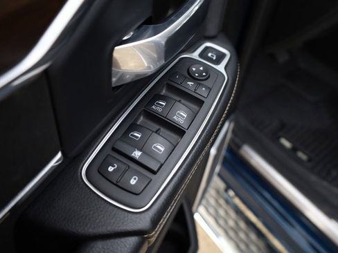 Used 2022 RAM 2500 Laramie image 10