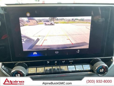 Used 2023 Chevrolet Colorado LT w/ LT Convenience Package AWD/4WD image 18