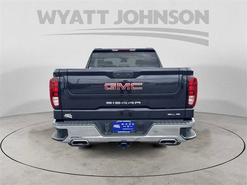 Used 2022 GMC Sierra 1500 SLE w/ X31 Off-Road Package image 4