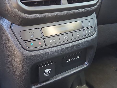 Certified 2024 Honda Passport Black Edition image 22