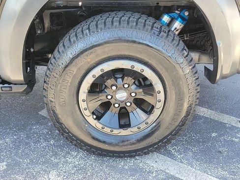 Used 2018 Ford F150 Raptor w/ Equipment Group 802A Luxury AWD/4WD image 9