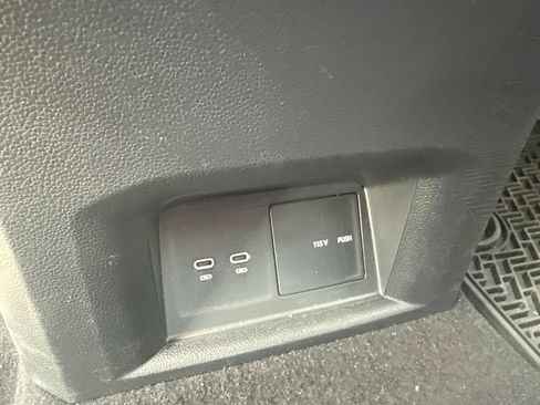 Used 2021 Volkswagen Atlas SEL R-Line AWD/4WD image 24