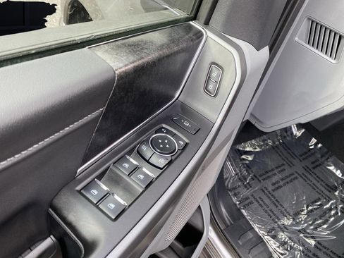 New 2026 Ford F250 XLT w/ XLT Premium Package image 38