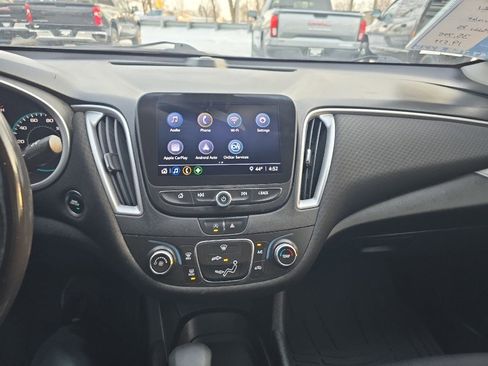 Used 2021 Chevrolet Malibu RS image 10