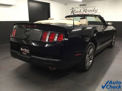 Used 2012 Ford Mustang Premium image 10