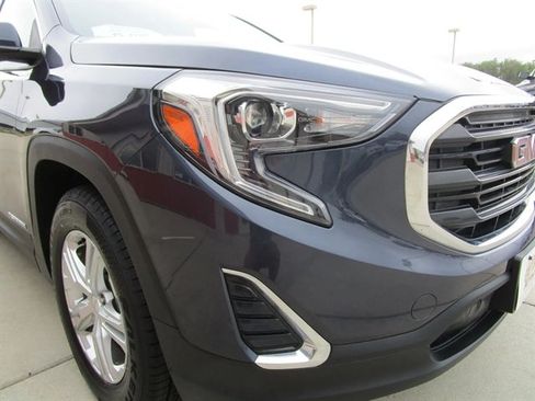 Used 2019 GMC Terrain SLE w/ Driver Convenience Package AWD/4WD image 31