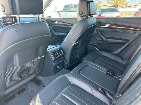 Used 2018 Audi Q5 2.0T Premium image 31
