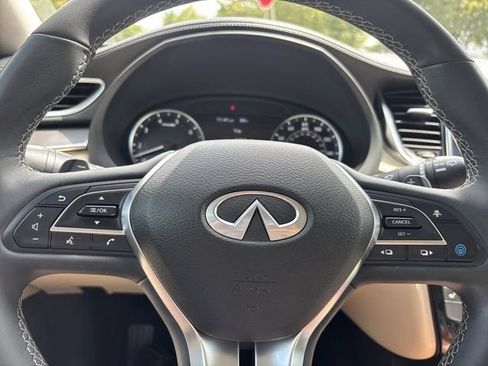 Used 2022 INFINITI QX50 Luxe AWD/4WD image 25