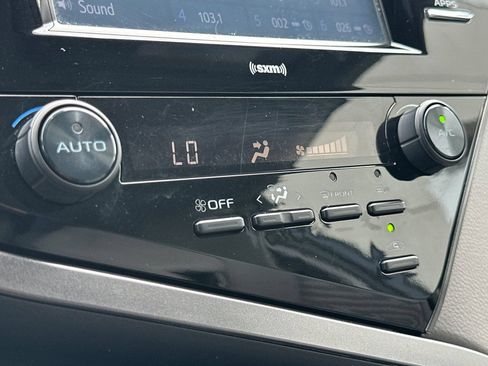 Certified 2020 Toyota Camry SE w/ Convenience Package FWD image 19