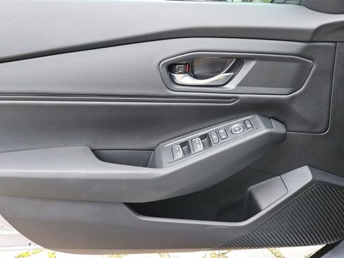 Certified 2025 Honda Accord SE image 28