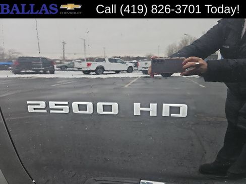 Certified 2025 Chevrolet Silverado 2500 LT w/ Convenience Package AWD/4WD image 32