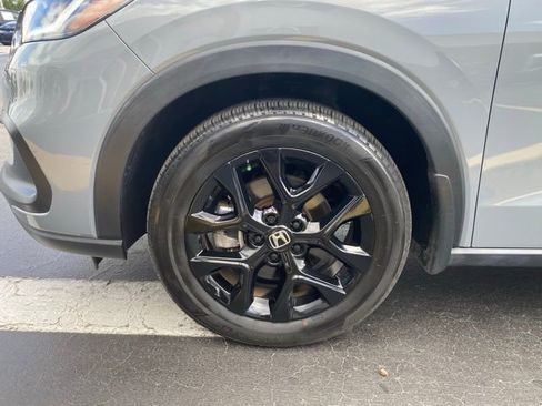 Used 2024 Honda HR-V Sport image 12