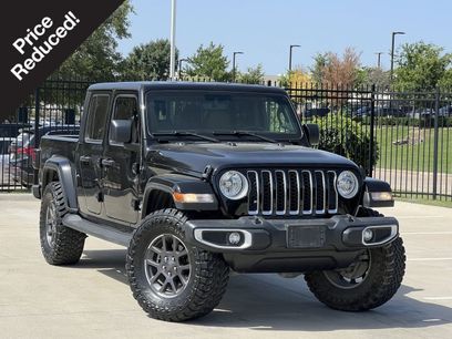 Used 2023 Jeep Gladiator Overland w/ Popular Equipment Package