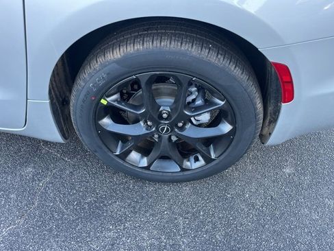 New 2026 Chrysler Pacifica Select w/ S Appearance Package image 21