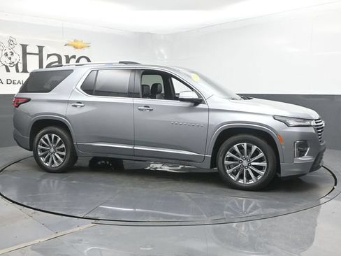 Used 2023 Chevrolet Traverse Premier w/ LPO, Floor Liner Package AWD/4WD image 50