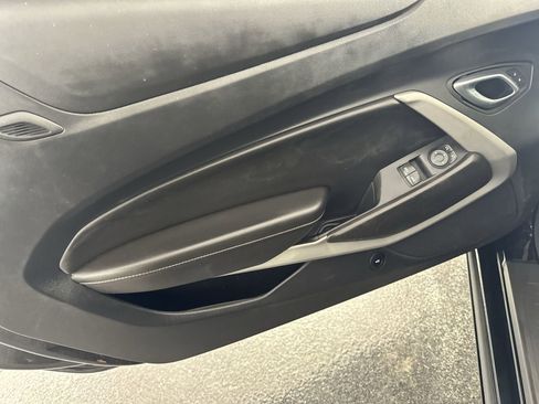 Used 2022 Chevrolet Camaro LT image 33